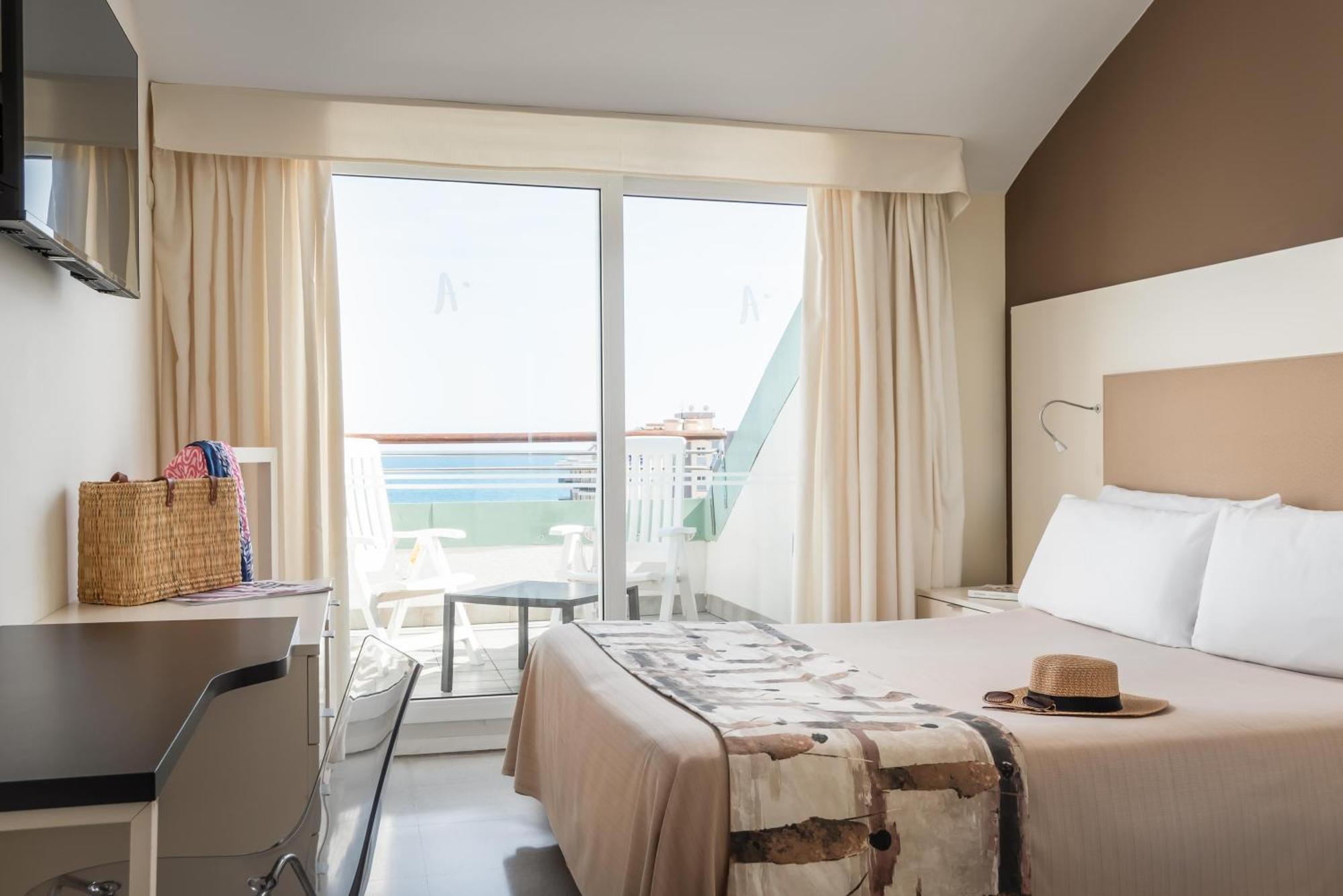 Premium Double Room,1548900394:JPEG